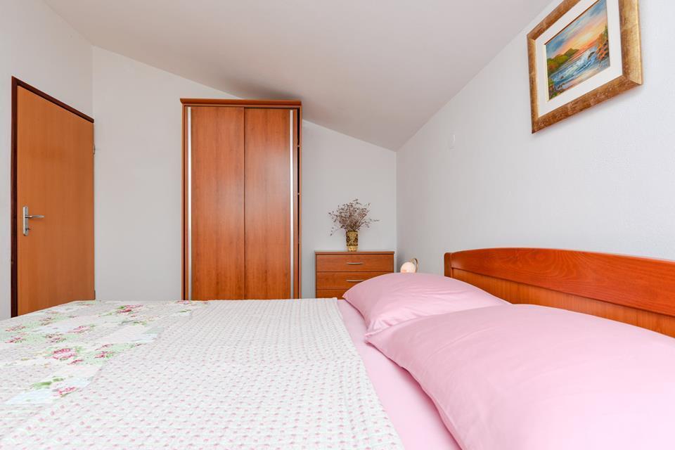 Apartments Manuela Zara Esterno foto